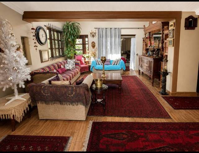 2 BEDROOM PROPERTY TO RENT IN LYNNWOOD